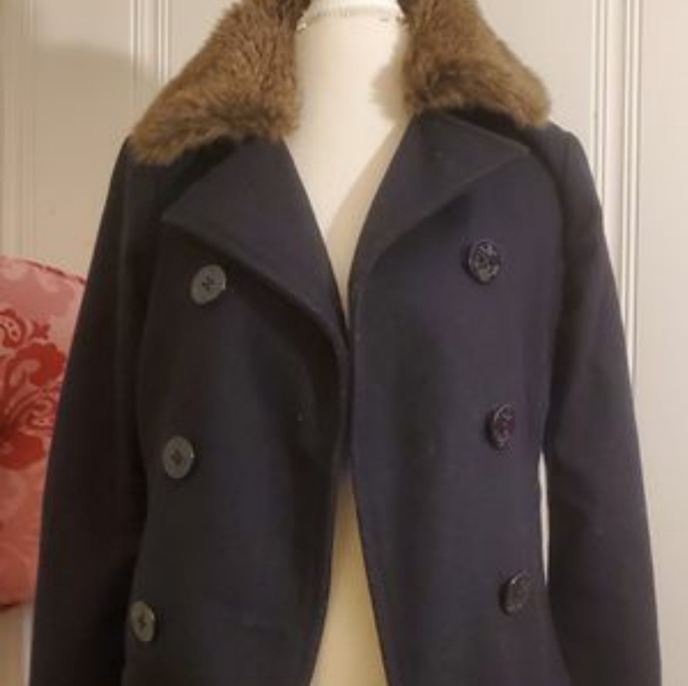 Banana Republic classic peacoat w/removable faux